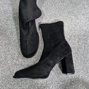 Chic Black Heeled Boots for Women
